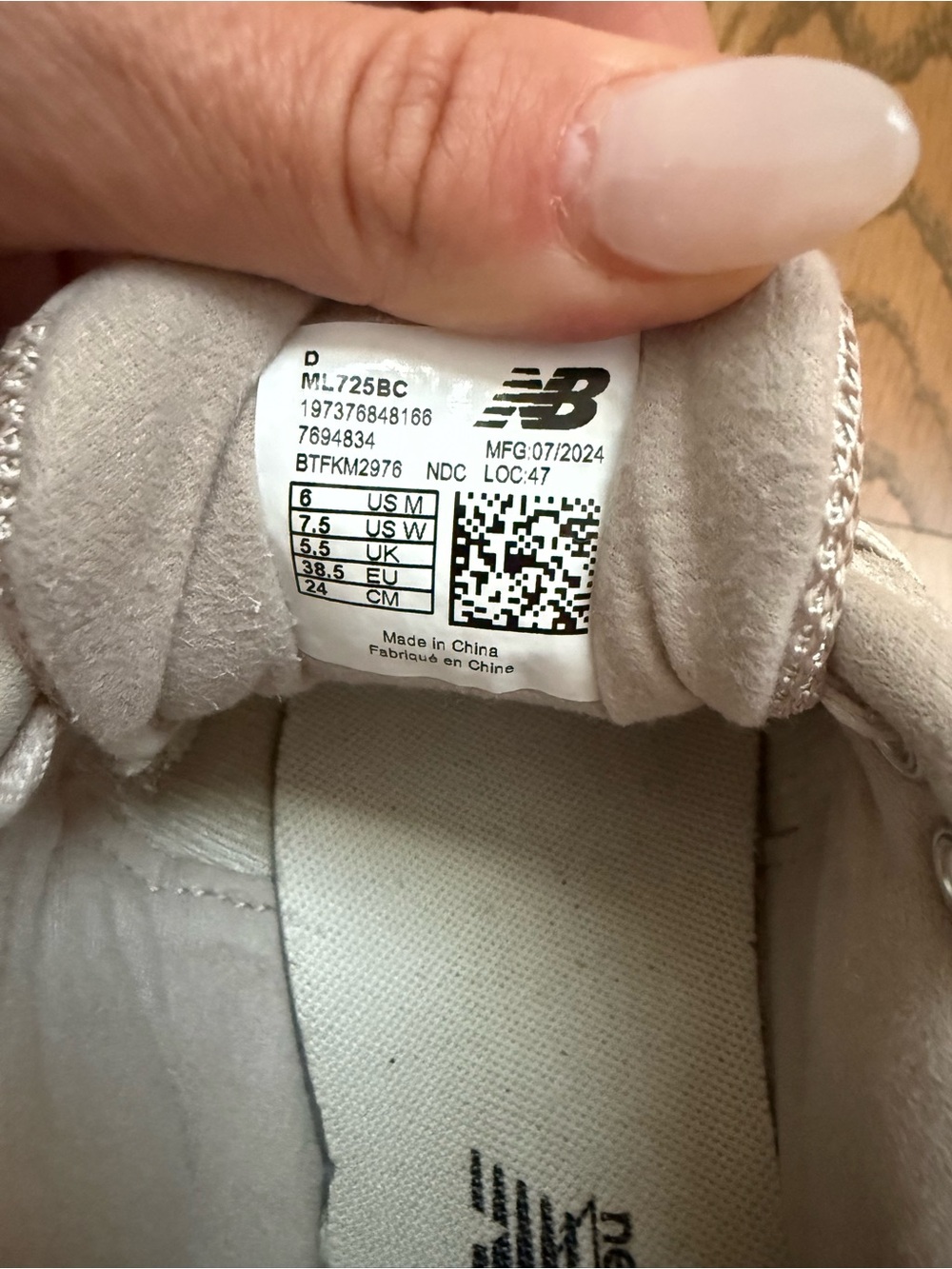 New Balance 725 - Picture 4 of 5